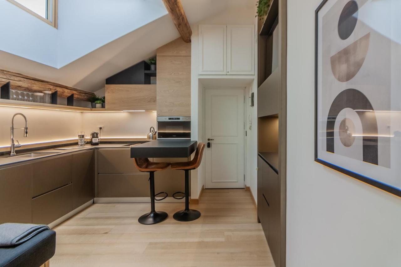 Casa Magenta Apartment โกโม ภายนอก รูปภาพ