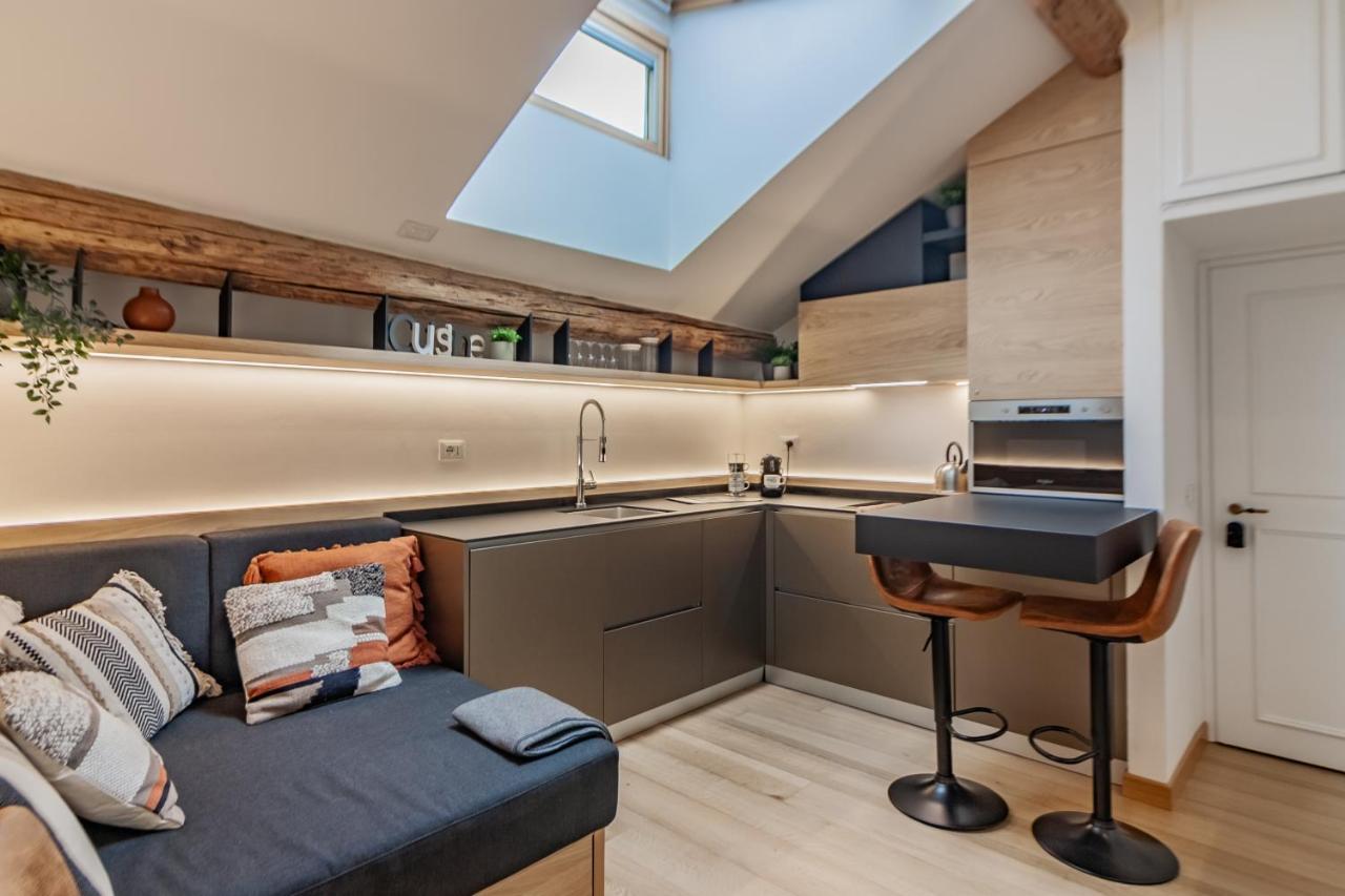 Casa Magenta Apartment โกโม ภายนอก รูปภาพ