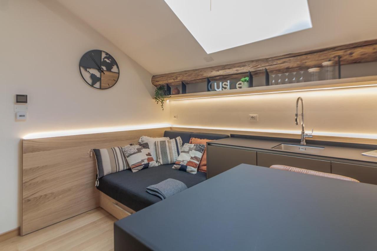 Casa Magenta Apartment โกโม ภายนอก รูปภาพ